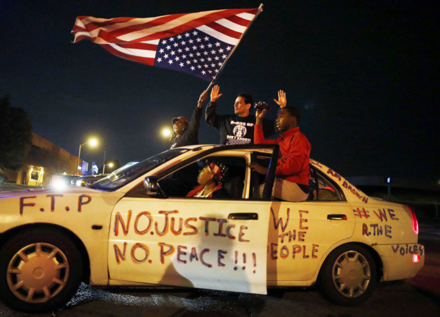 Proteste contro il razzismo della polizia americana.