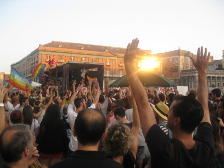La parata del gay pride di Napoli a piazza del Plebiscito - Tutte le foto sono di Camilla Esposito
